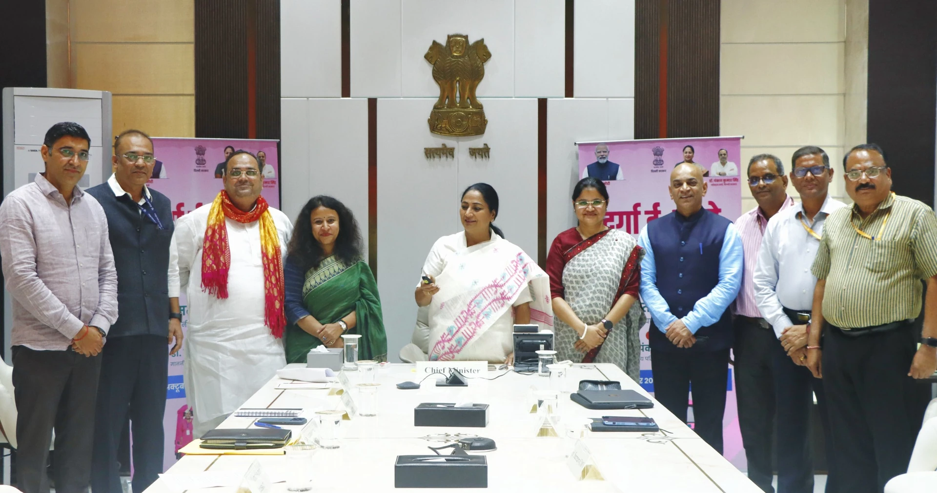 CM Rekha Gupta Launches DURGA E-Auto Portal; 1,300 Pink E-Autos to Be Allotted to Women and Transgender Persons in First Phase